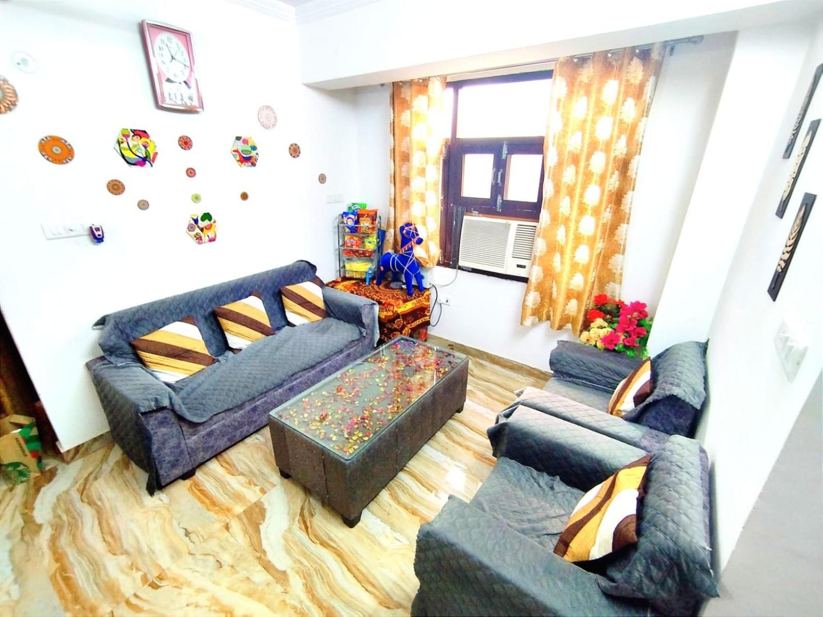 1bhk Independent Flat At Location Hazratganj Lucknow